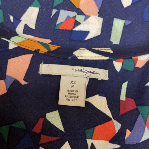 Halogen Multi-Color Geo Print Sleeveless Top - Picture 5 of 7